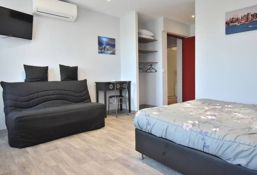 هتل Hôtel Des 2 Gares