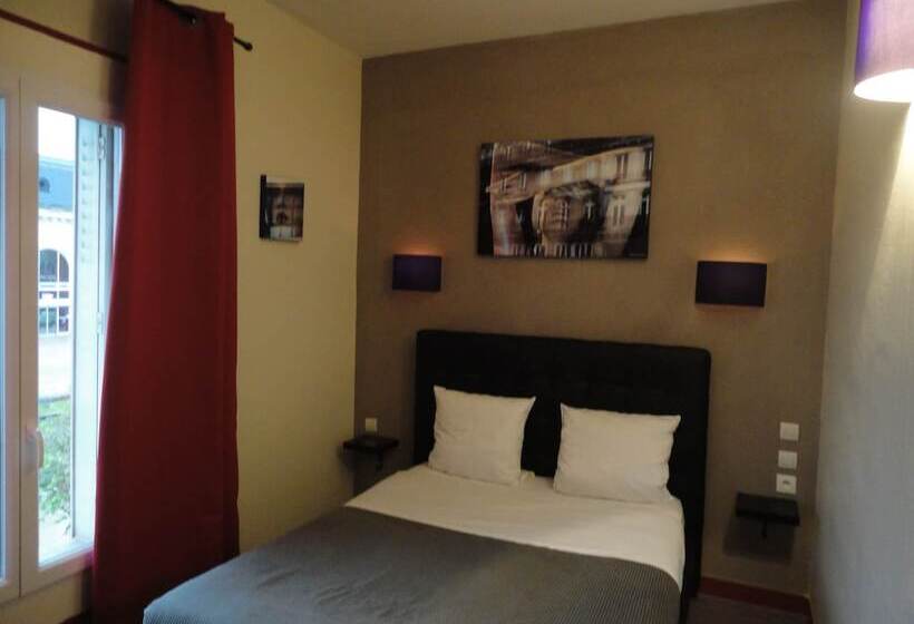 هتل Hôtel Des 2 Gares