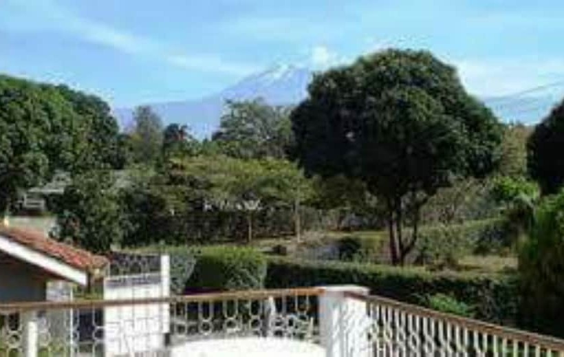 هتل Kilimanjaro Safaris Lodge