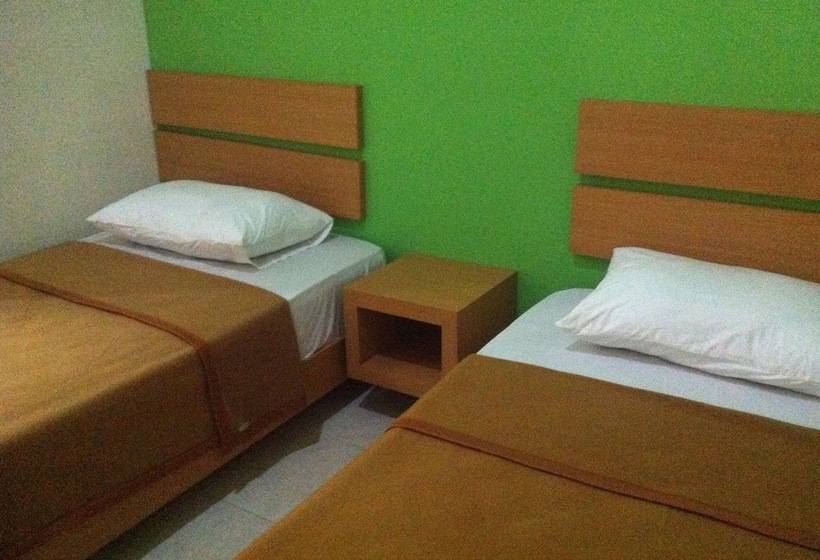 ホテル Living Peace House