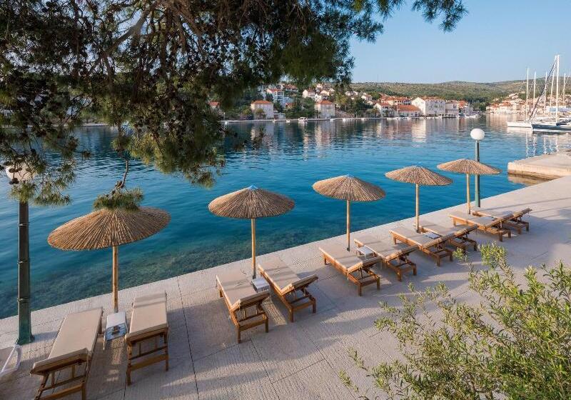 호텔 Milna Osam Adults Only