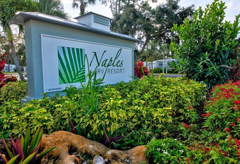 בית מלון כפרי Naples Rv Resort