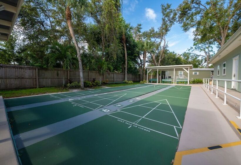 בית מלון כפרי Naples Rv Resort