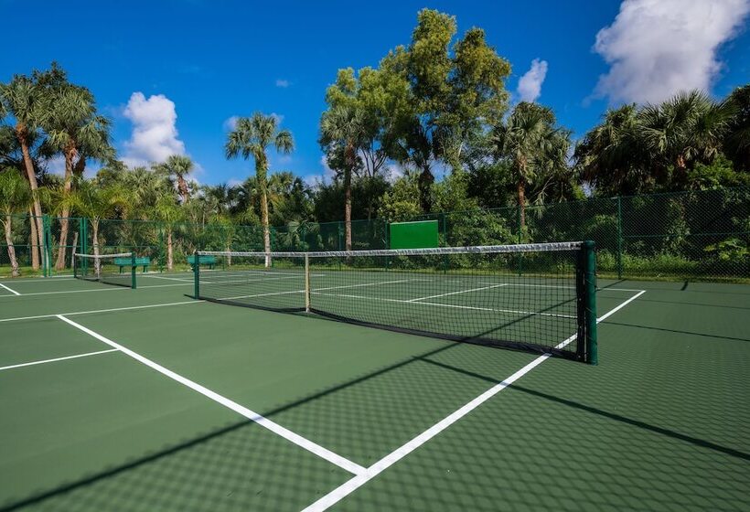 בית מלון כפרי Naples Rv Resort