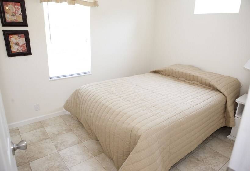 בית מלון כפרי Naples Rv Resort