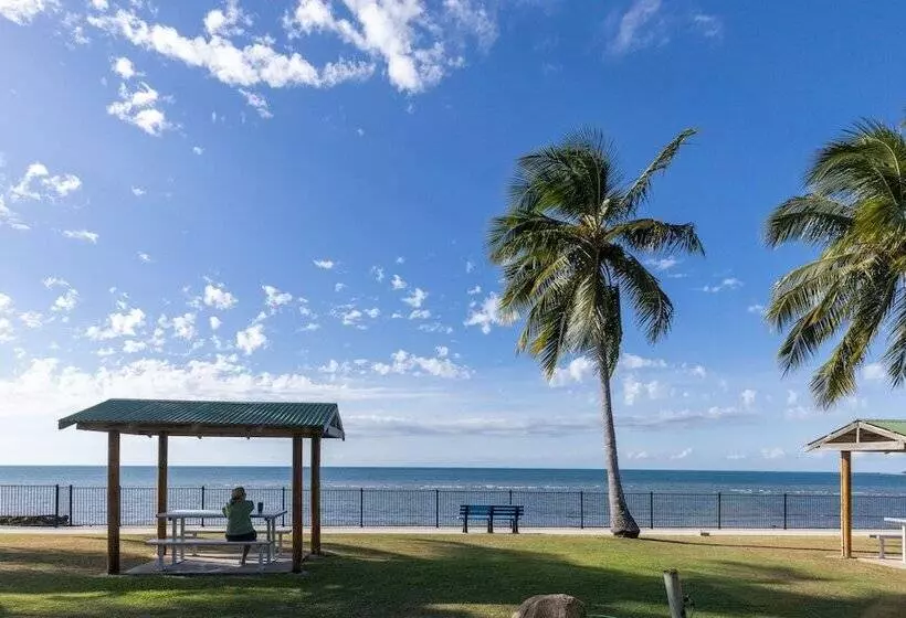 Hotelli Nrma Bowen Beachfront Holiday Park