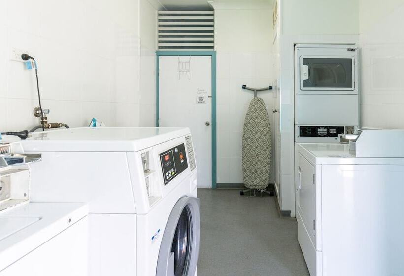 ホテル Nrma Bowen Beachfront Holiday Park