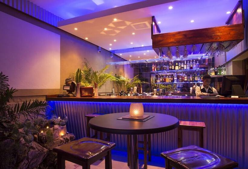 فندق The Fernery Lodge & Spa