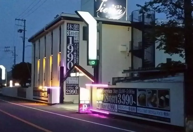 ホテル Tierra