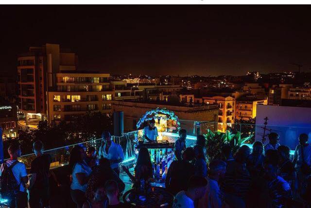 Marco Polo Party Hostel