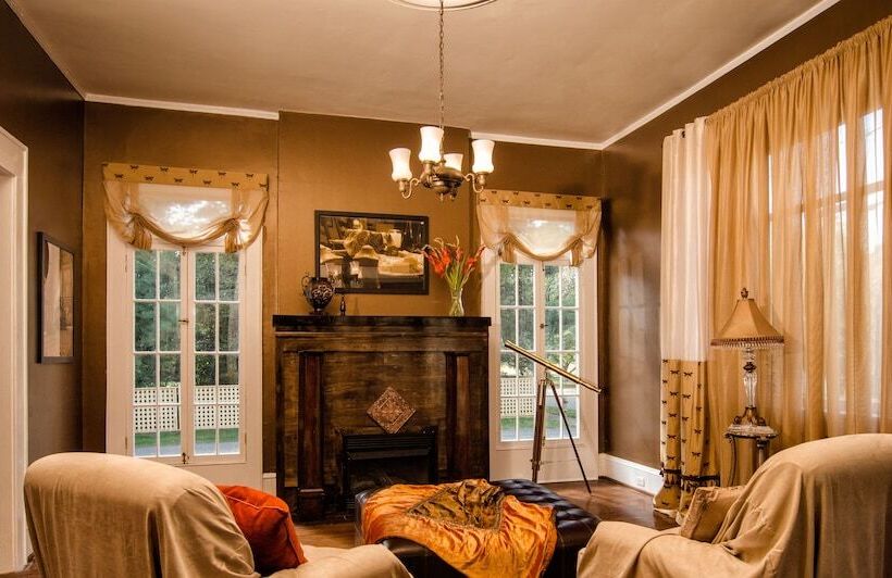 Morgan And Wells Bed And Breakfast