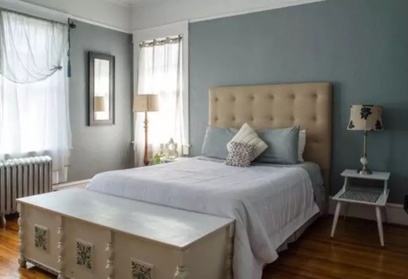 Morgan And Wells Bed And Breakfast