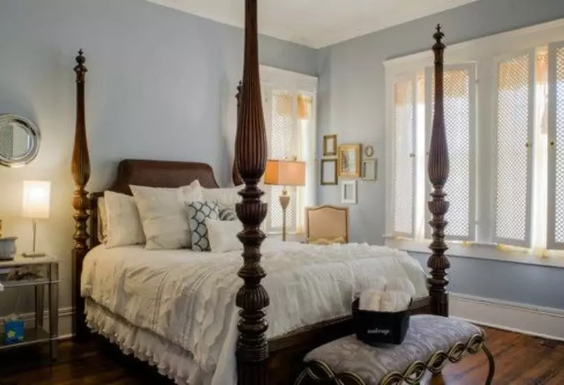 Morgan And Wells Bed And Breakfast