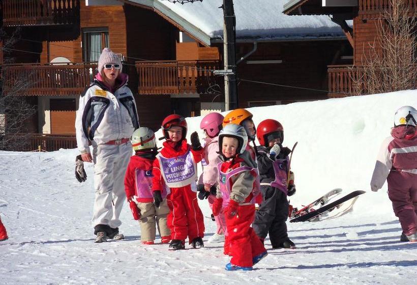 منتجع Hôtel Les Combelles