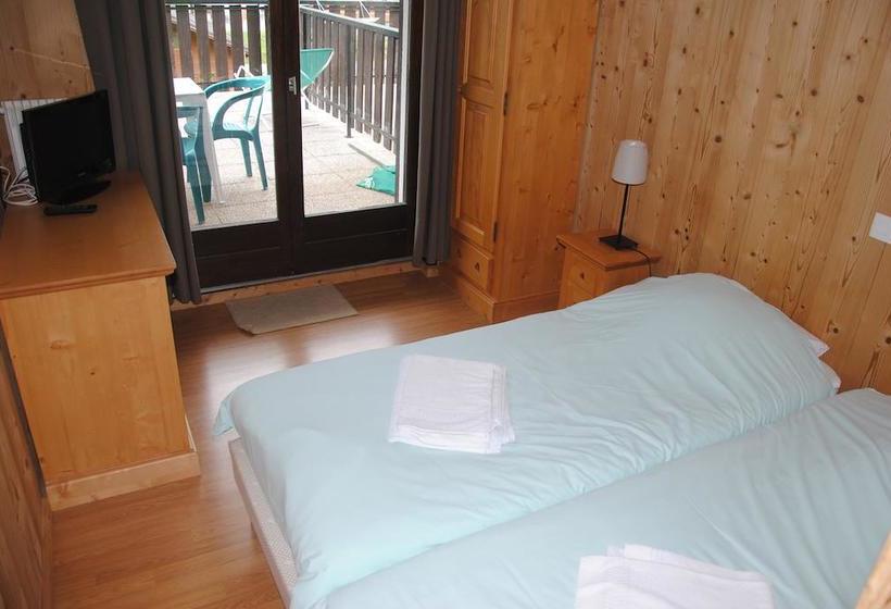 منتجع Hôtel Les Combelles