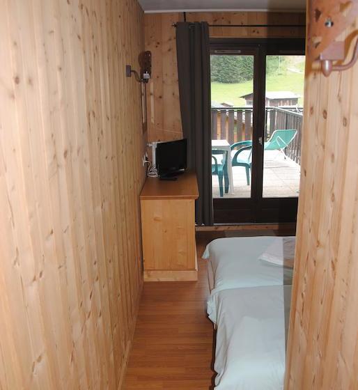 منتجع Hôtel Les Combelles