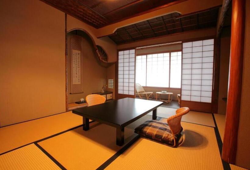 Yoyokaku Ryokan