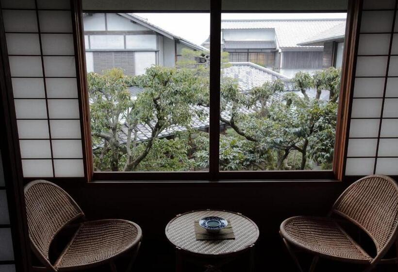 Yoyokaku Ryokan