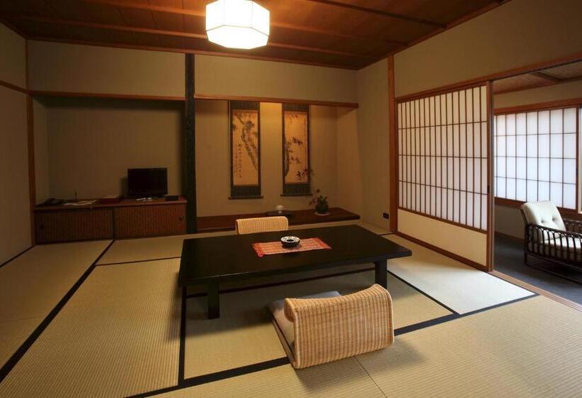 Yoyokaku Ryokan