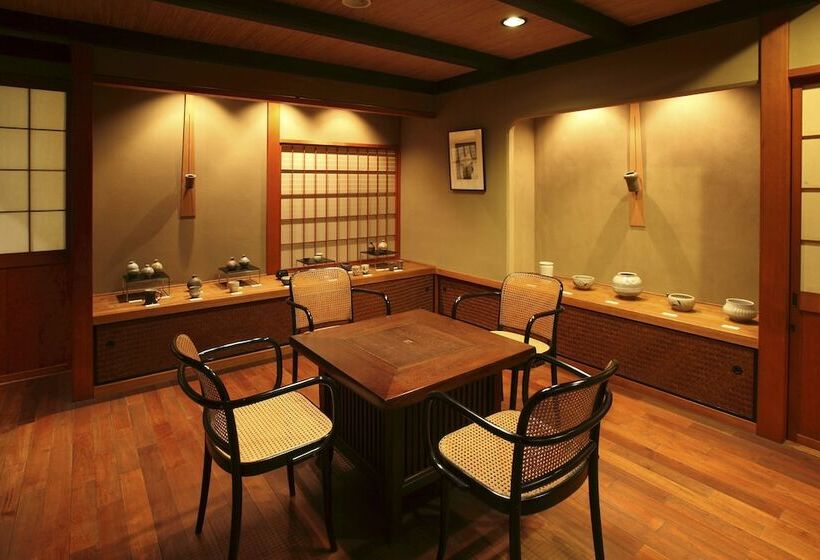 Yoyokaku Ryokan
