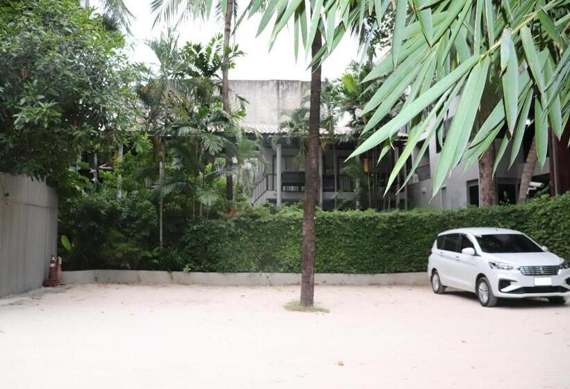 Albergue J4 Samui Hotel Sha Plus