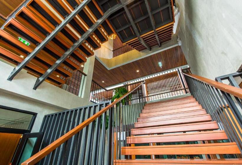 Albergue J4 Samui Hotel Sha Plus