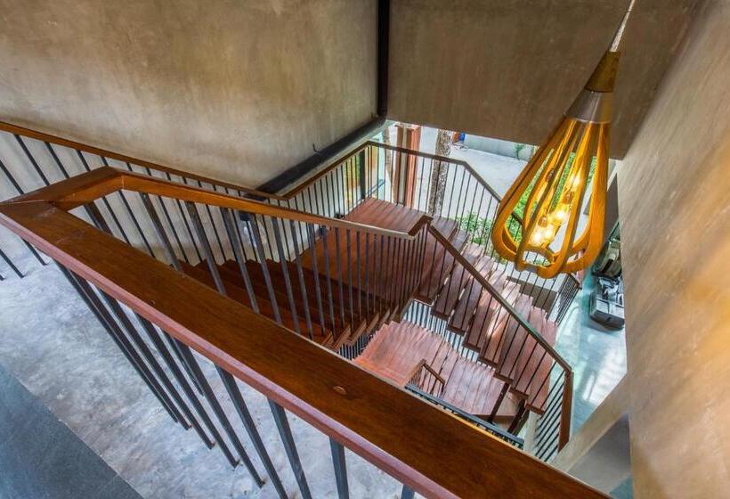 Albergue J4 Samui Hotel Sha Plus