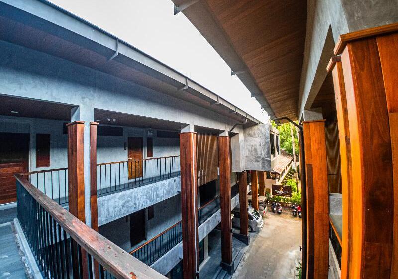 Albergue J4 Samui Hotel Sha Plus