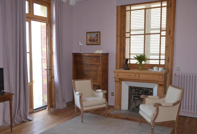 مبيت وإفطار Guesthouse La Mascotte