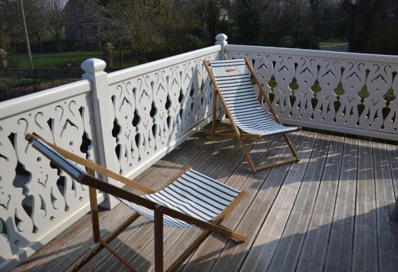 مبيت وإفطار Guesthouse La Mascotte