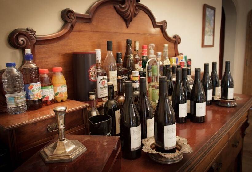 تختخواب و صبحانه Les Carmes And Spa