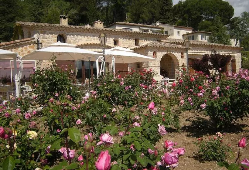 Aamiaismajoitus (B&B) Les Chambres Du Restaurant Le Castellaras   Teritoria