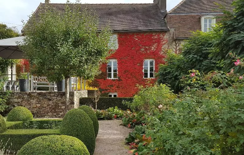 Aamiaismajoitus (B&B) Moulin Renaudiots   Escapade Luxe Refuge Cosy & Bourgogne Au Coin Du Feu