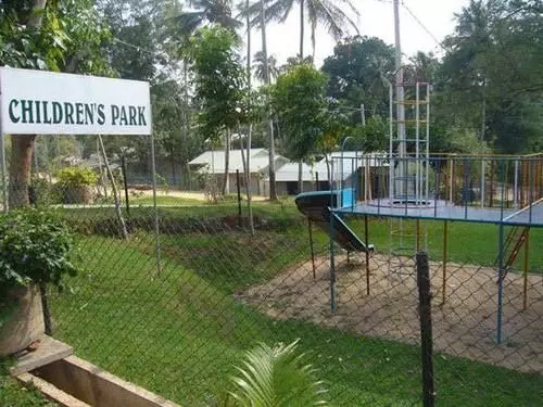 تختخواب و صبحانه The Victoria Nest Bungalow