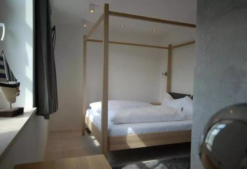 Hotelli Bella Riva