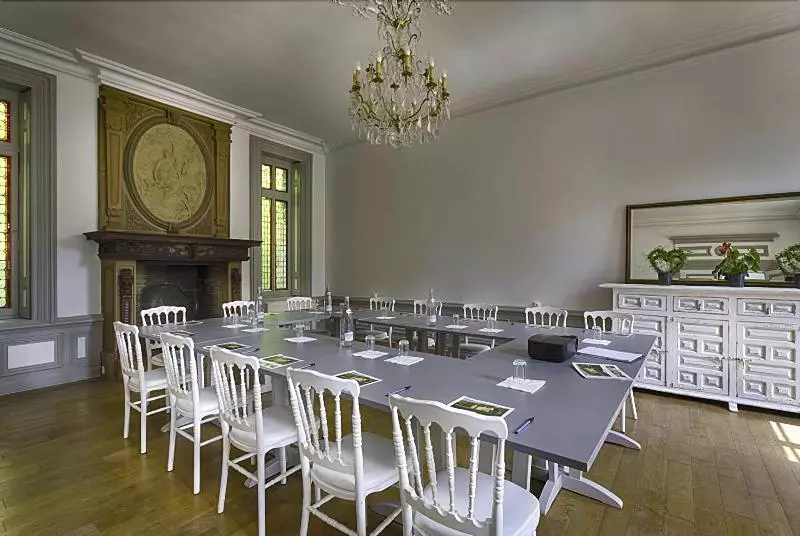 ホテル Chateau De La Bucherie