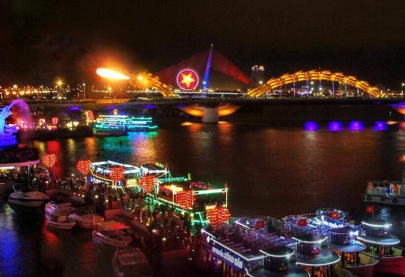 فندق Cong Thuong