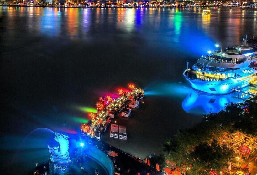 فندق Cong Thuong