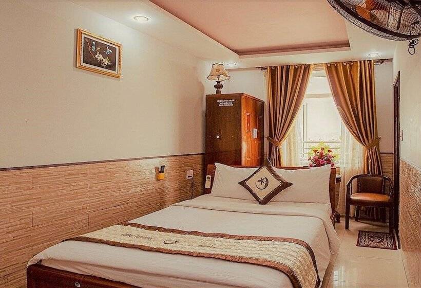 فندق Cong Thuong