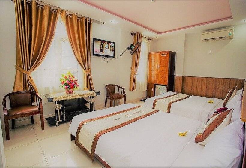 فندق Cong Thuong