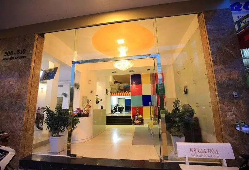 هتل Gia Hoa