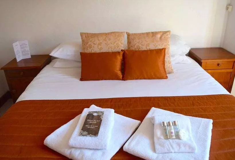 Hotelli Hôtel Sylvana