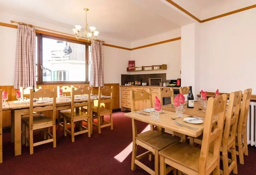 Hotelli Hôtel Sylvana