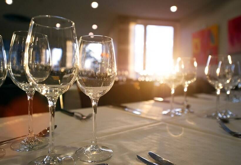 هتل Skogshem & Wijk