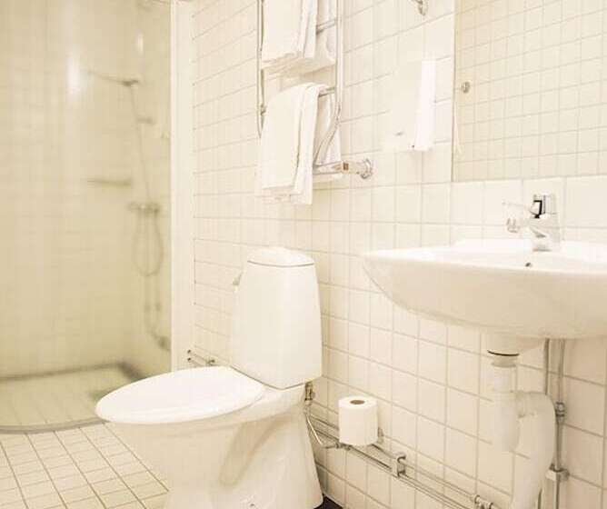 هتل Skogshem & Wijk