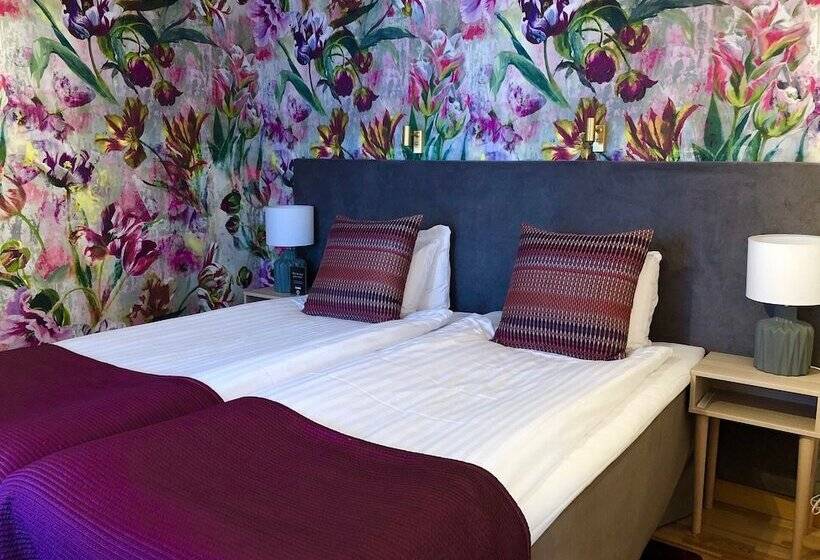 هتل Skogshem & Wijk