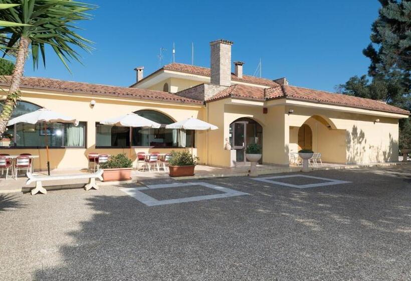 فندق Villa Costes