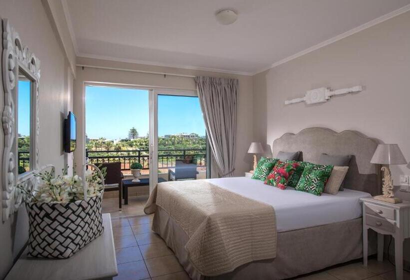 Ammos Boutique Apartments & Suites