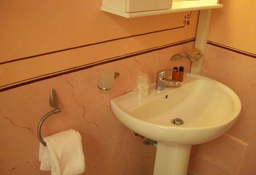 B&b Dimora Muzio And Restaurant