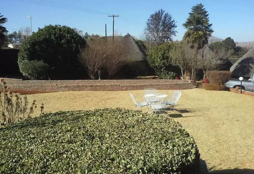 تختخواب و صبحانه Bird Haven Guest House Leribe